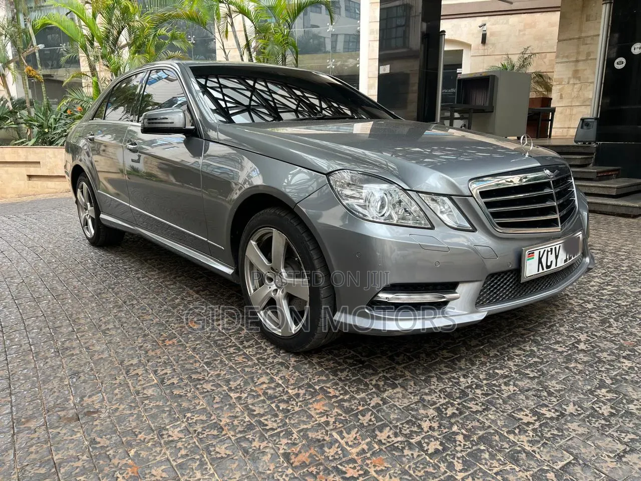 Mercedes-Benz E250 2013 Silver