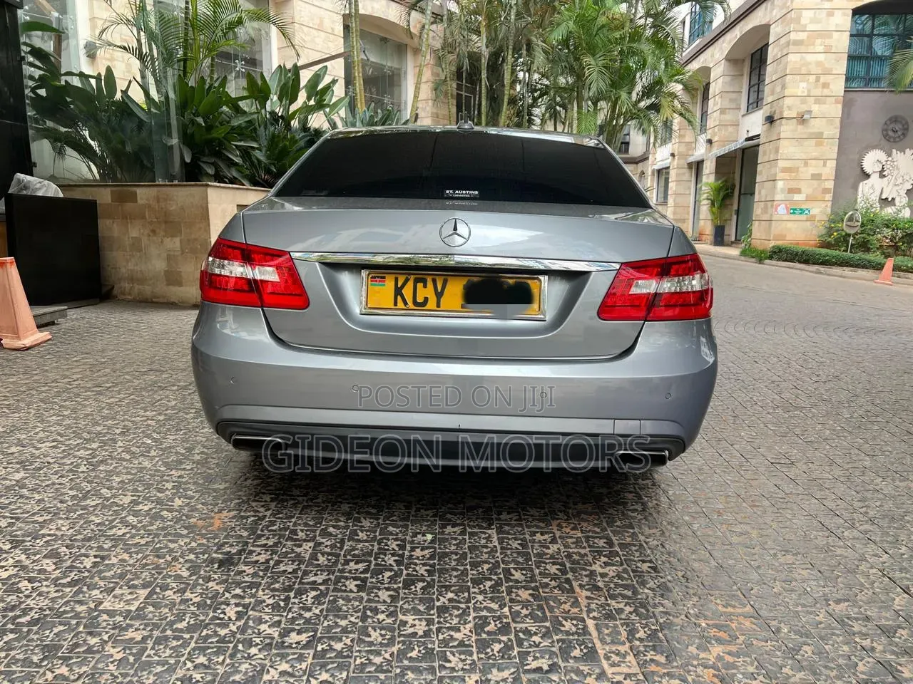 Mercedes-Benz E250 2013 Silver