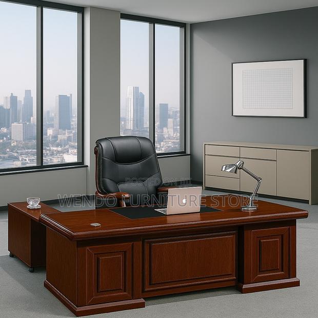 Office Desk; 1600mm Mahogany Executive Desk