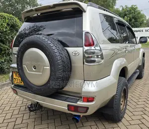 Toyota Land Cruiser Prado 2006 Gold