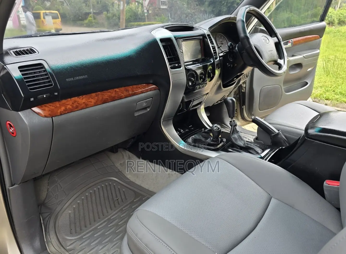 Toyota Land Cruiser Prado 2006 Gold