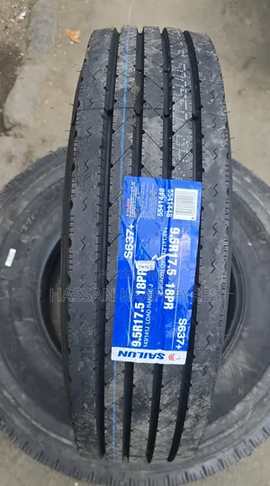 9.5r17.5 Sailun Tyre Small