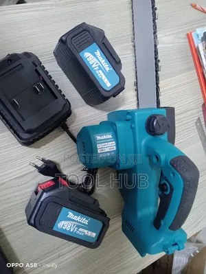 Makita 198vf Cordless Electric Chainsaw / 2 Batteries + Charger