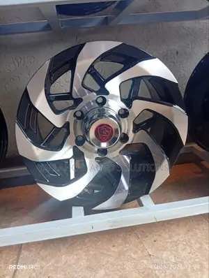 15" Directional Twisted Alloy Rim | Black Machined Silver