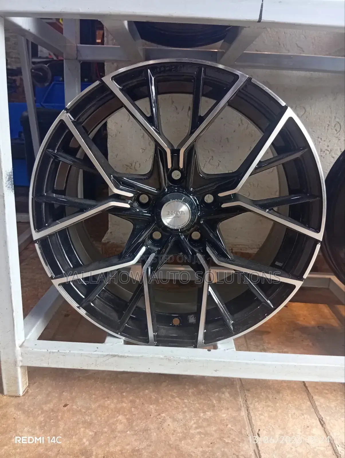 16" HTL Y-Spoke Mesh Alloy Rim | Gloss Black Machined