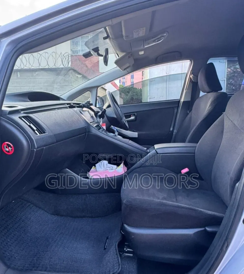 Toyota Prius 2014 Blue