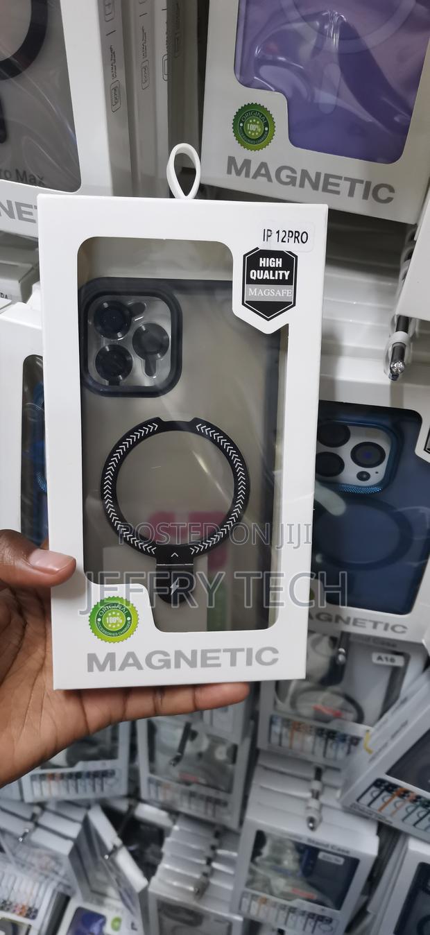 iPhone 12 Pro Raised Plastic Framing Covers the Rear Camera Lenses