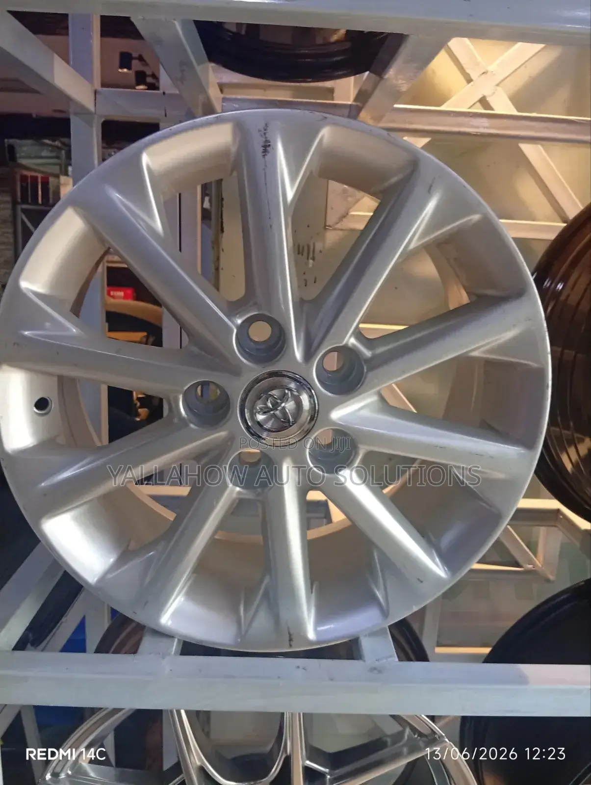 17-Inch Metallic Silver Replacement Alloy Wheel - Rim