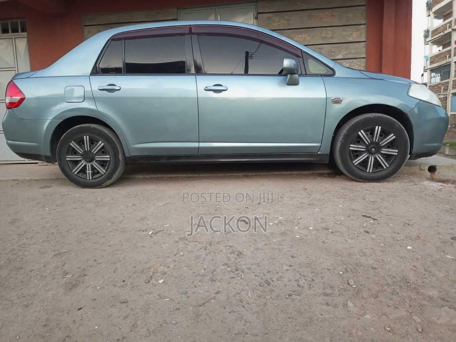 Nissan Tiida 2005 Blue