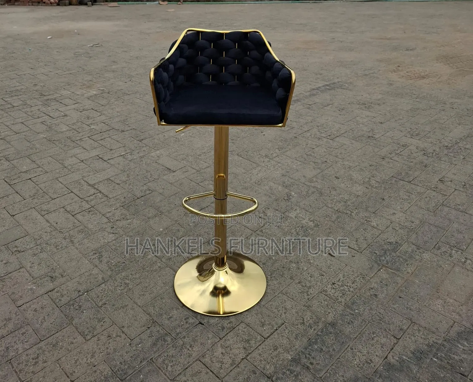 Modern Adjustable Bar Stools for Any Space