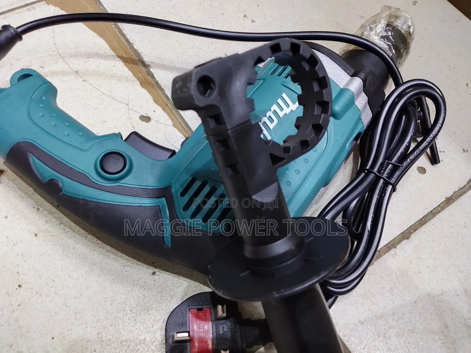 Highly Recommend and Guaranteed Makita Harmer Drill/ Reliable Drill