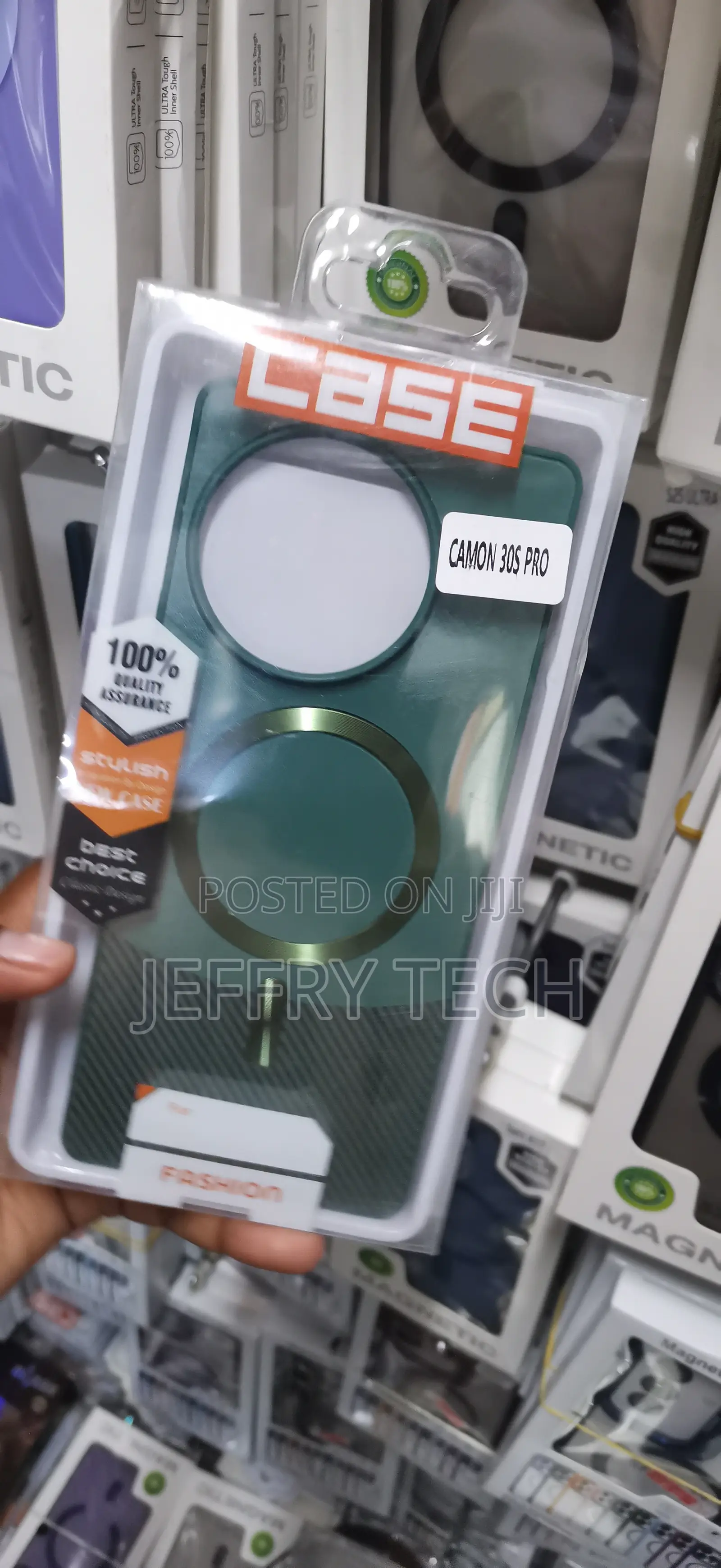 Camon 30s Pro Modern Emerald Green Finish Cover