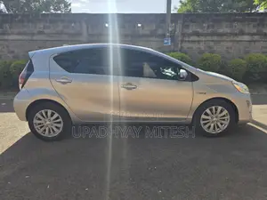 Toyota Aqua 2015 Silver