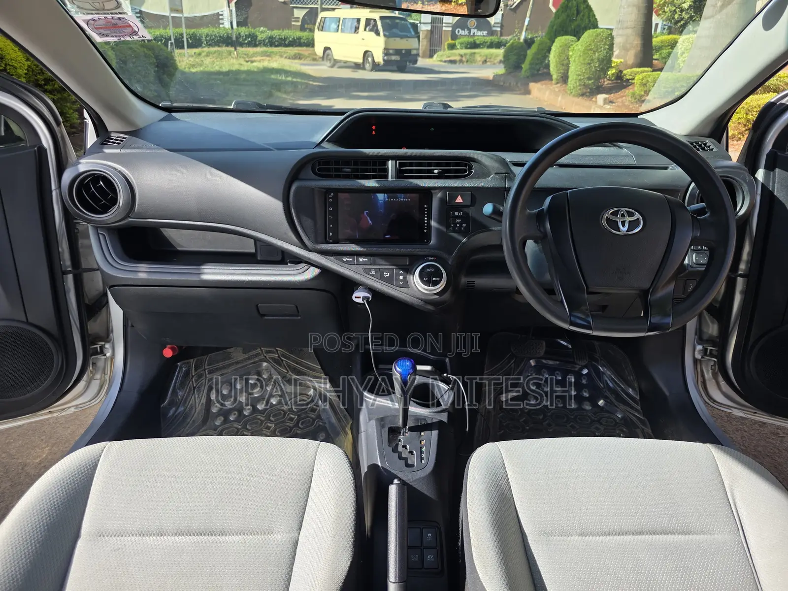 Toyota Aqua 2015 Silver