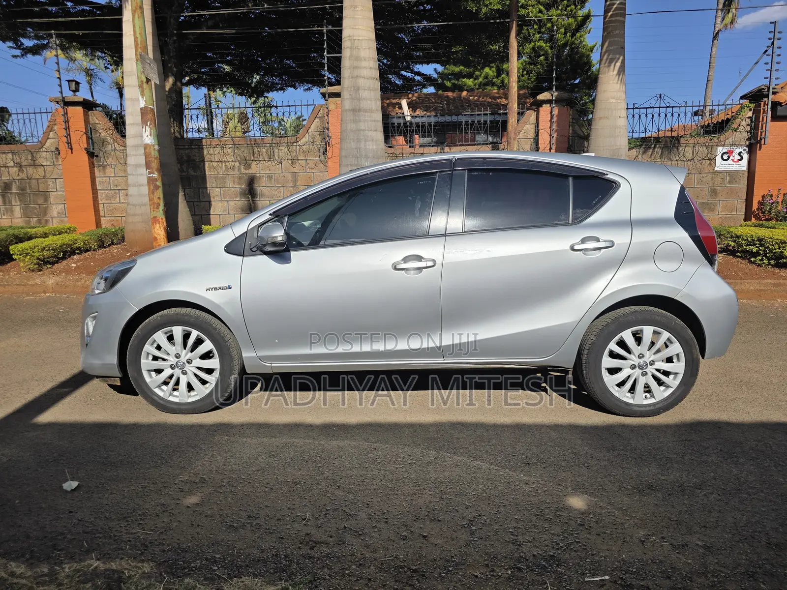 Toyota Aqua 2015 Silver