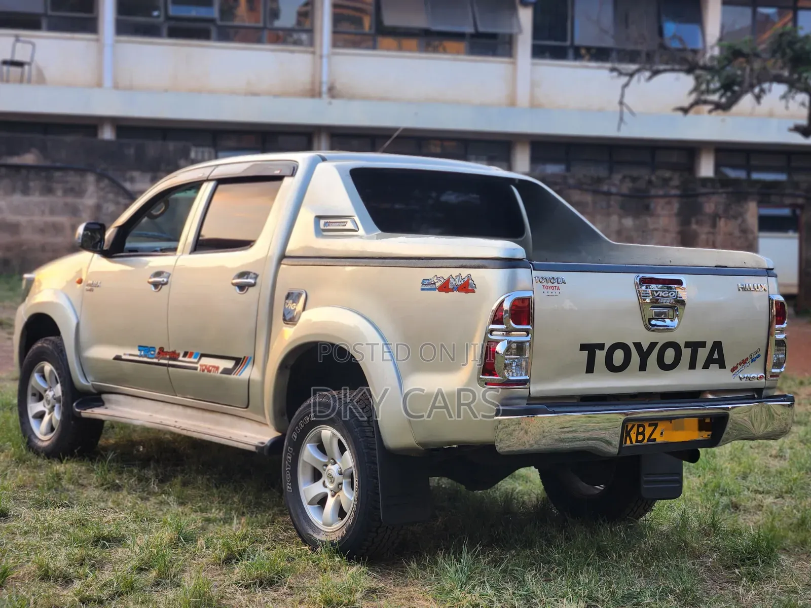 Toyota Hilux 2007 Silver