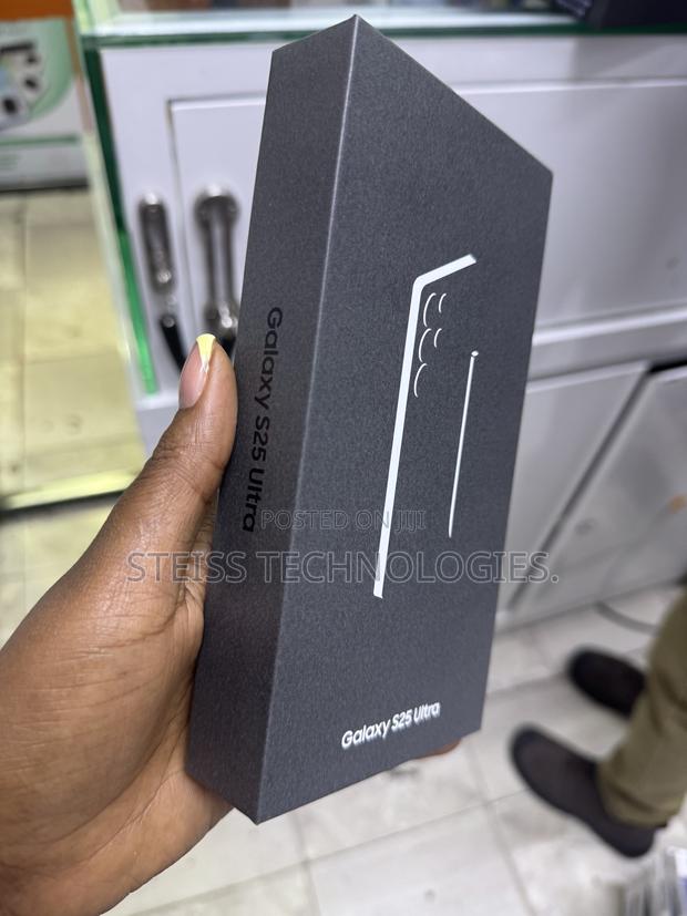 New Samsung Galaxy S25 Ultra 256 GB Black
