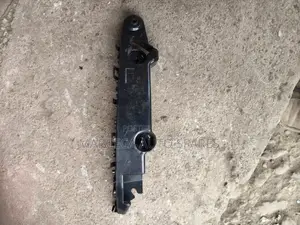 Nissan Juke Front Bumper Slide Retainers 2015-2019