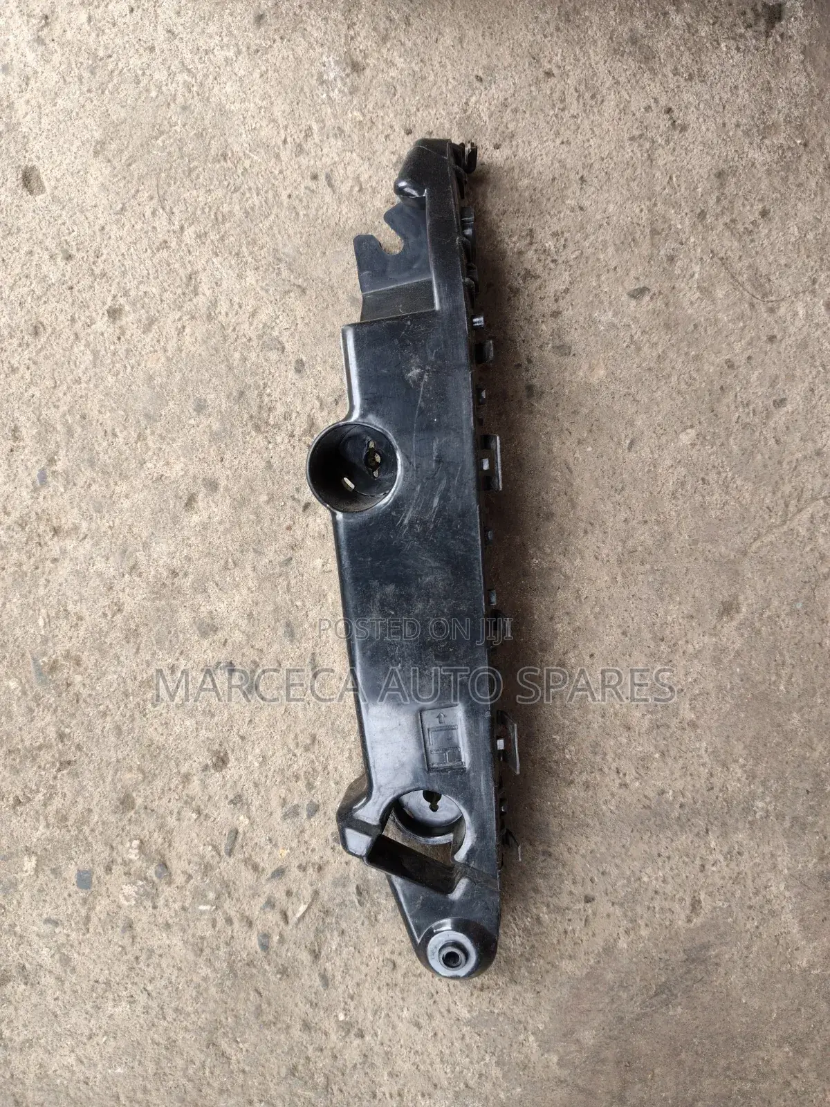 Nissan Juke Front Bumper Slide Retainers 2015-2019