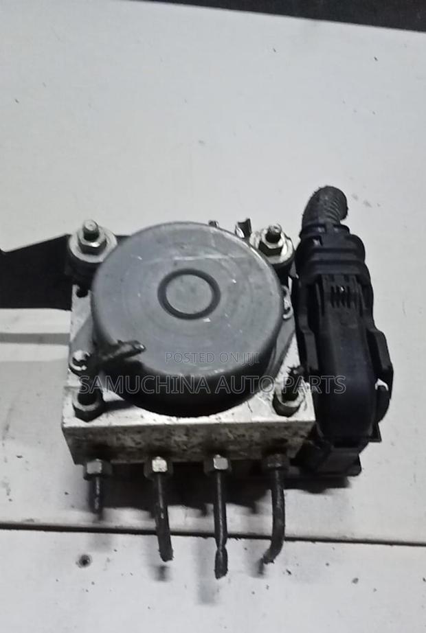 Abs Pump Nissan Latio N17 - thumbnail 2