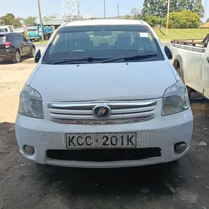 Toyota Raum 2009 White