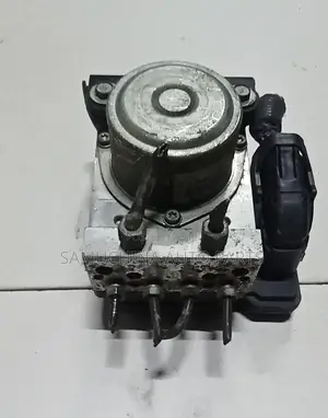 Abs Pump Nissan Serena C26