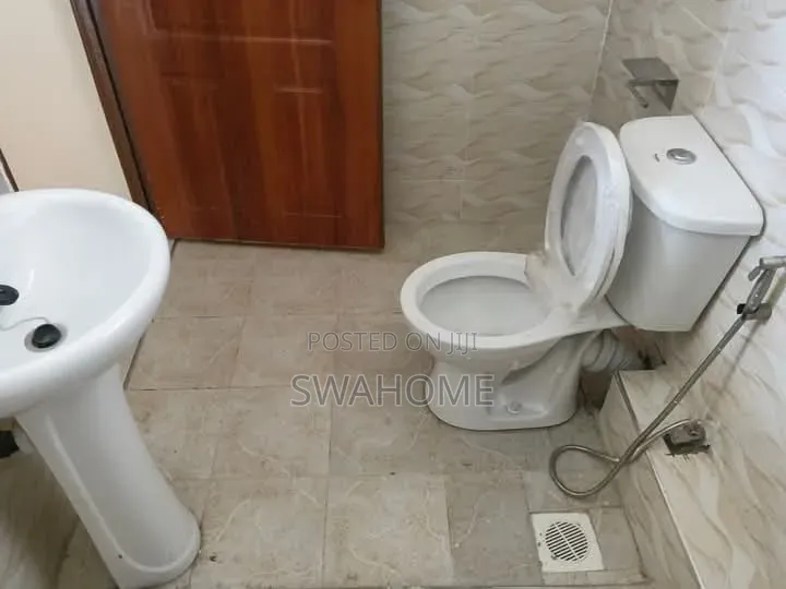 2bdrm Apartment in Tuskys, Maasai Lodge for rent