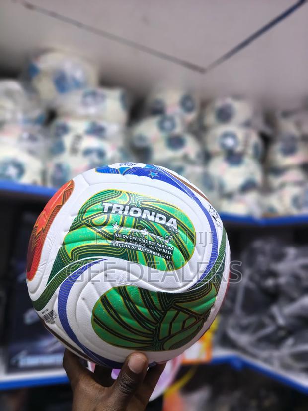 Football Speedball, Size 5 Tubeless Ball, Soccer Balls