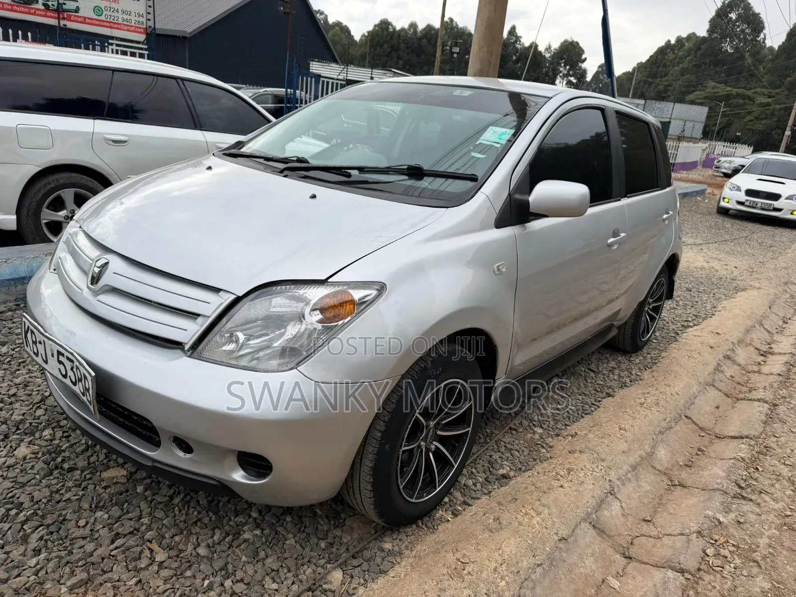 Toyota IST 2003 Silver