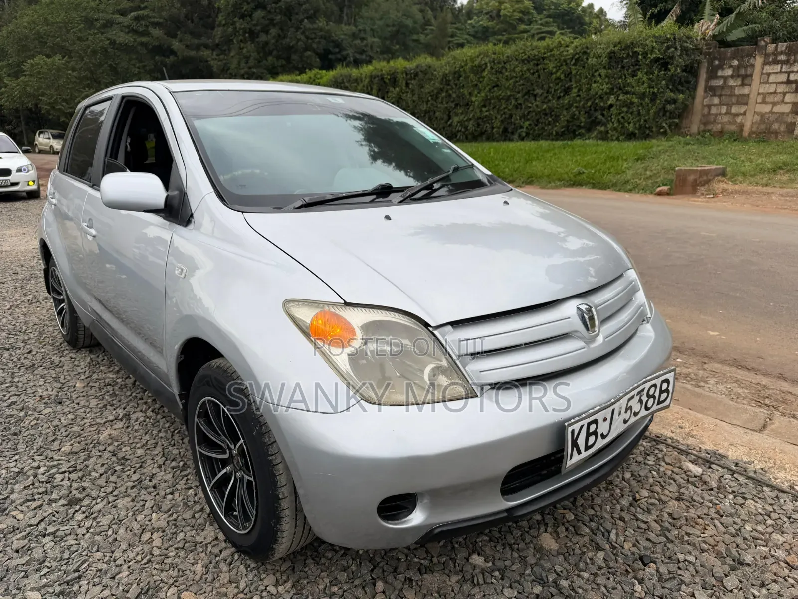 Toyota IST 2003 Silver