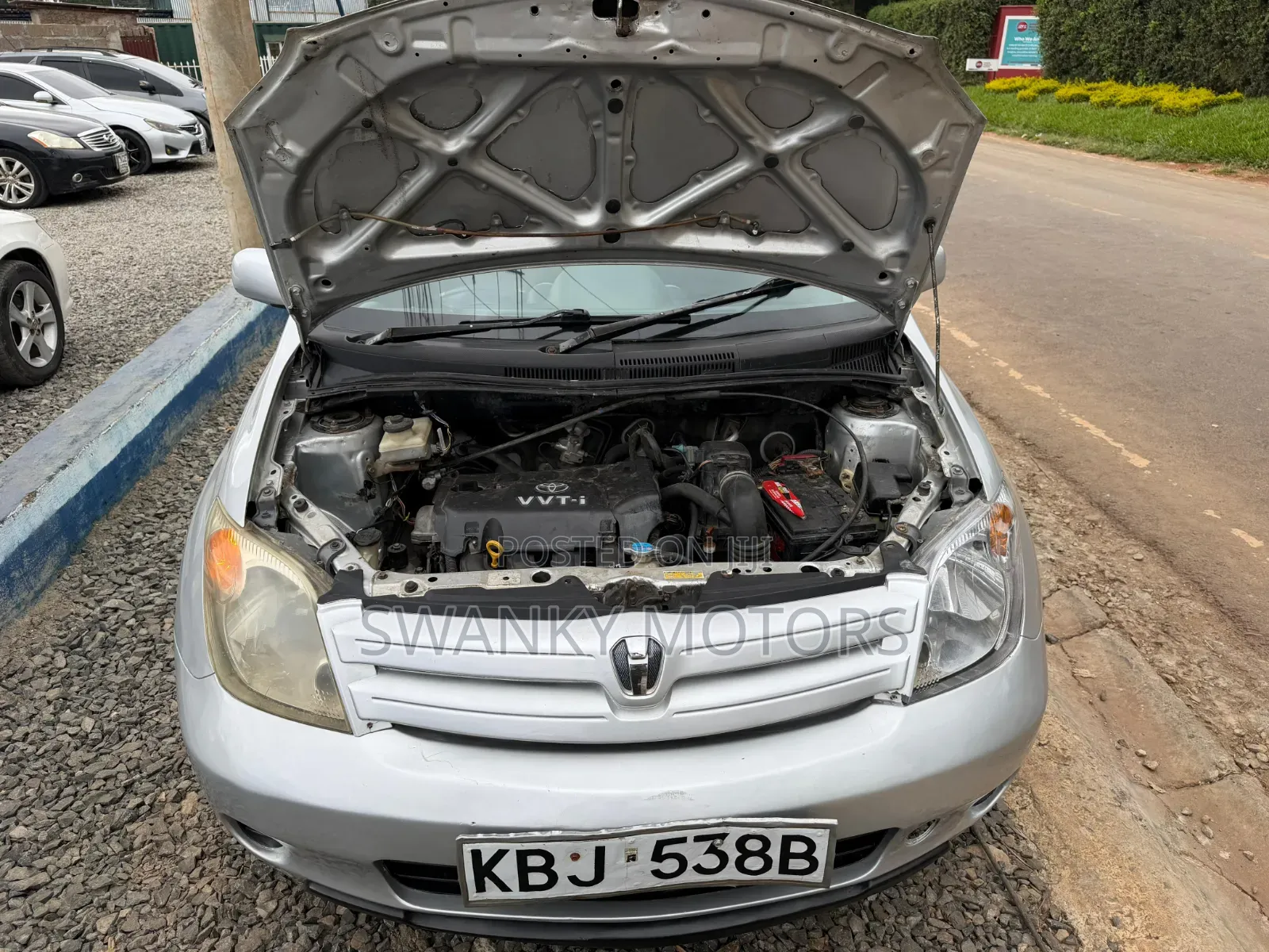 Toyota IST 2003 Silver