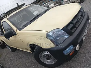 Isuzu D-MAX 2006 Beige