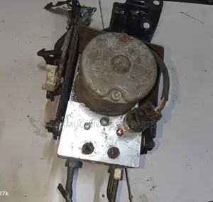 Abs Pump Nissan X-Trail Nt30 {Diesel}