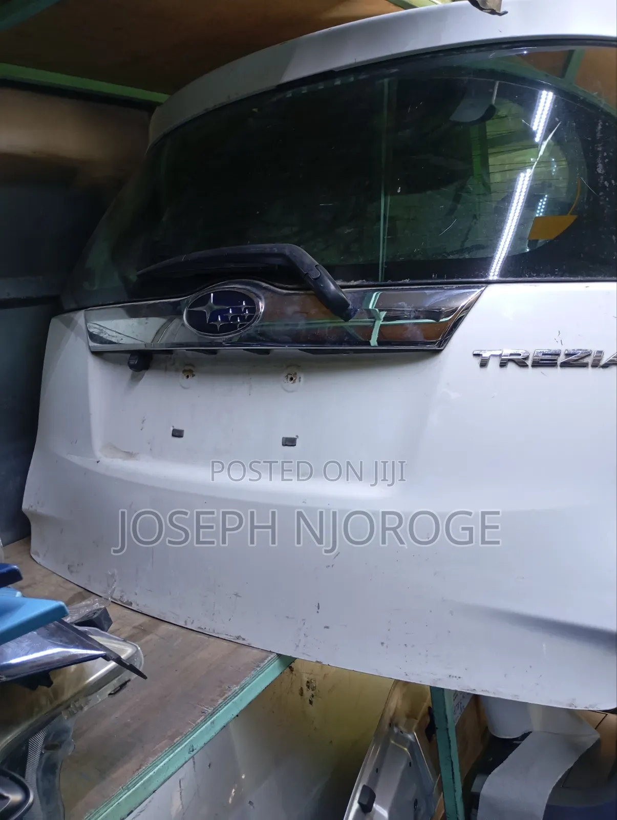 Subaru Trezia Boot/Tailgate