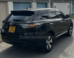Toyota Harrier 2.0 4WD 2014 Black