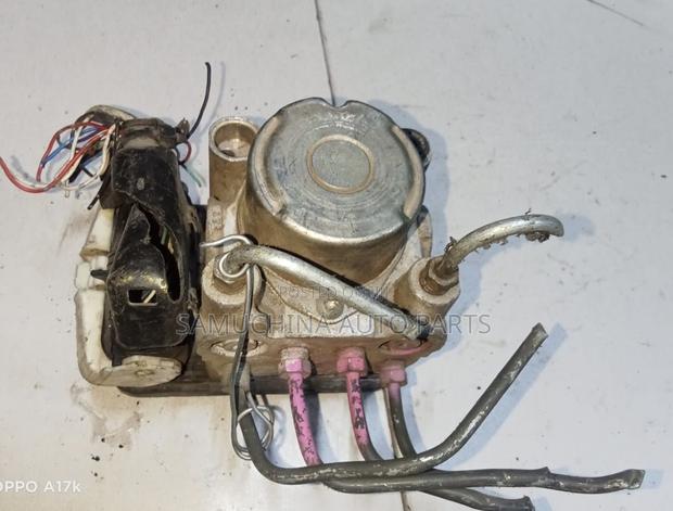 Abs Pump Toyota Ist - thumbnail 2