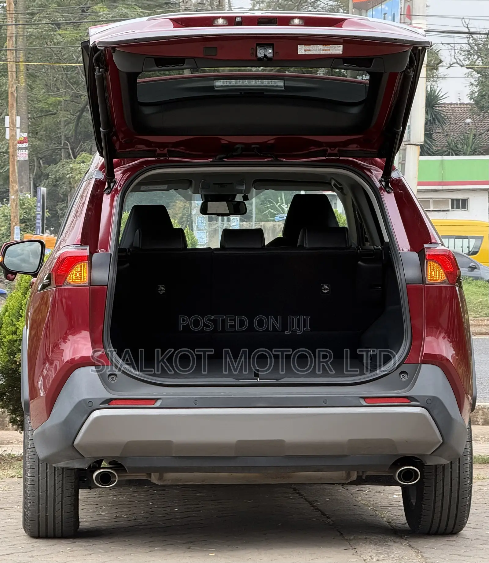 Toyota RAV4 Limited AWD 2019 Red