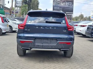 Volvo XC40 2019 Blue