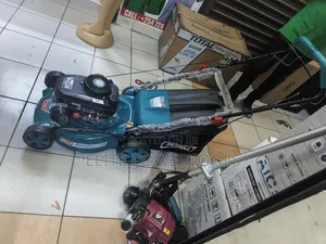Total 4.0hp Self-Propelled Lawn Mower / 18" Petrol Grass Cutter