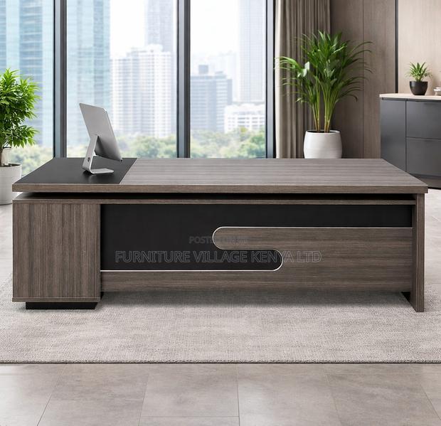 Executive Premium Office Table - thumbnail 5