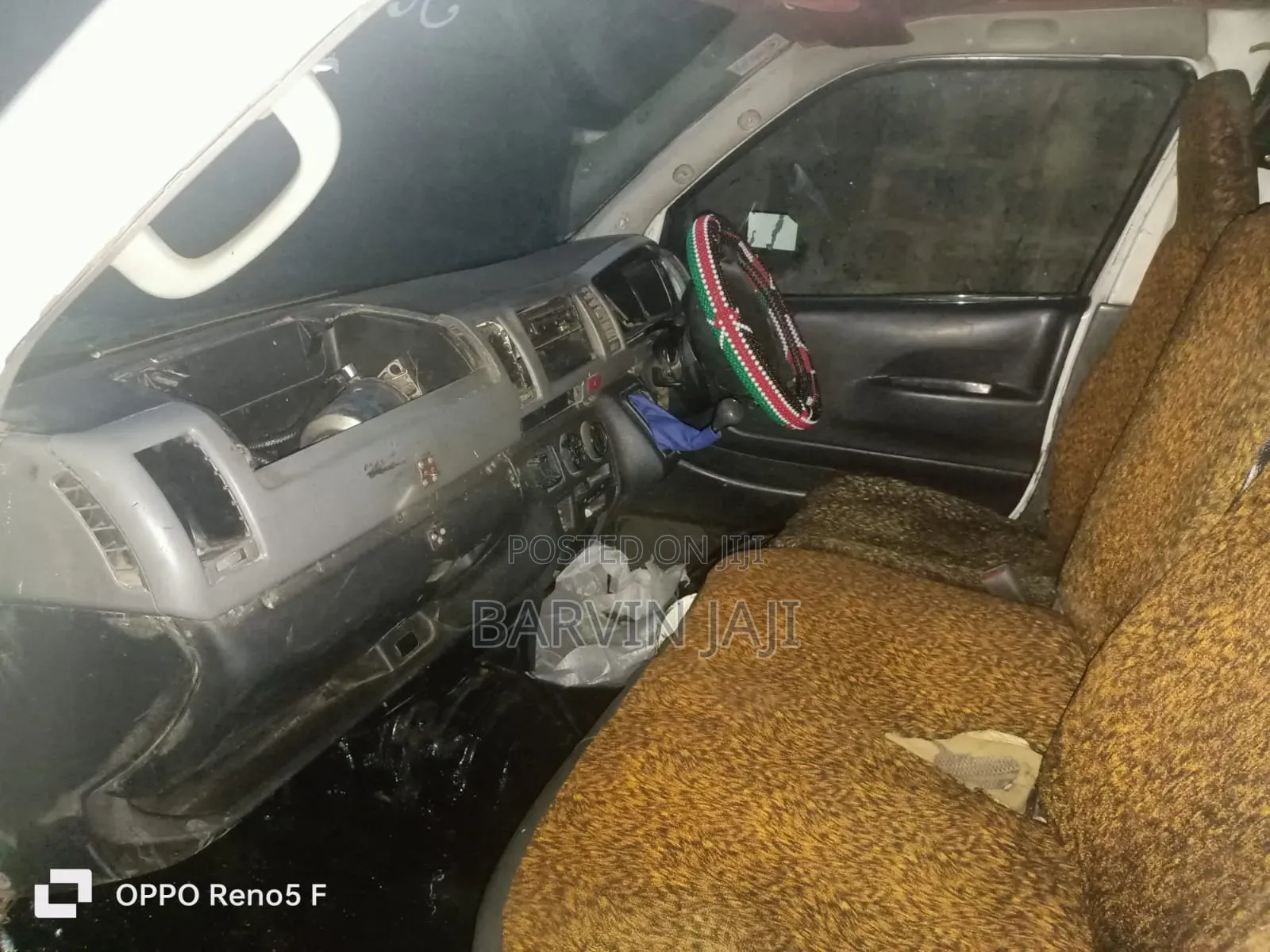 Toyota HiAce 2013 White