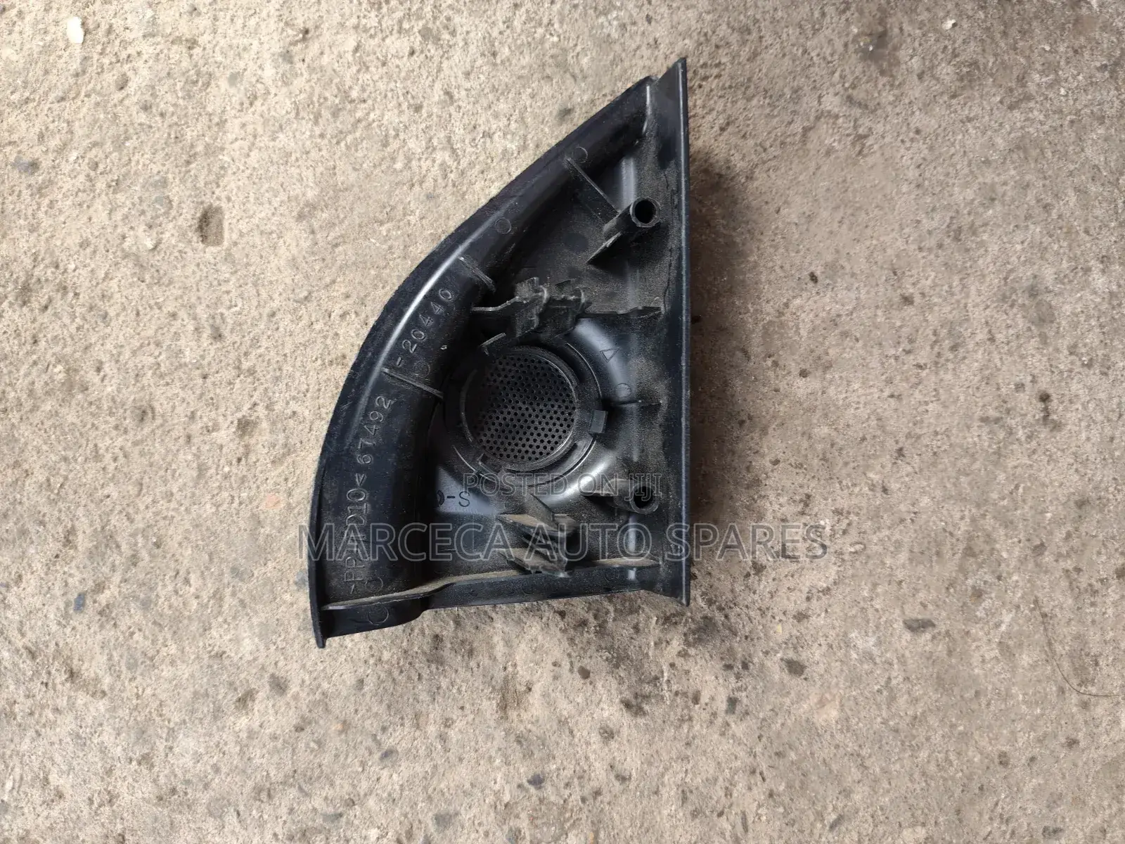 Premio 260 Interior Tweeter Finisher Cover