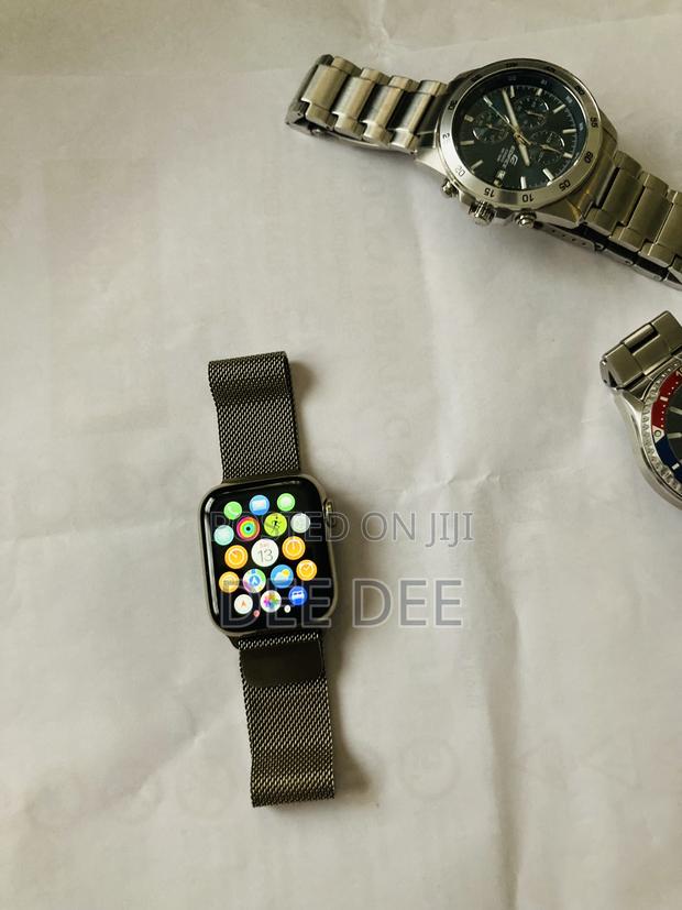 Apple Watch Series 6