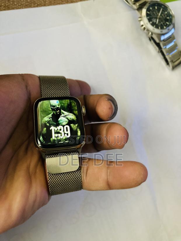 Apple Watch Series 6 - thumbnail 7