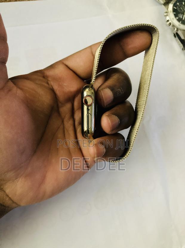 Apple Watch Series 6 - thumbnail 11