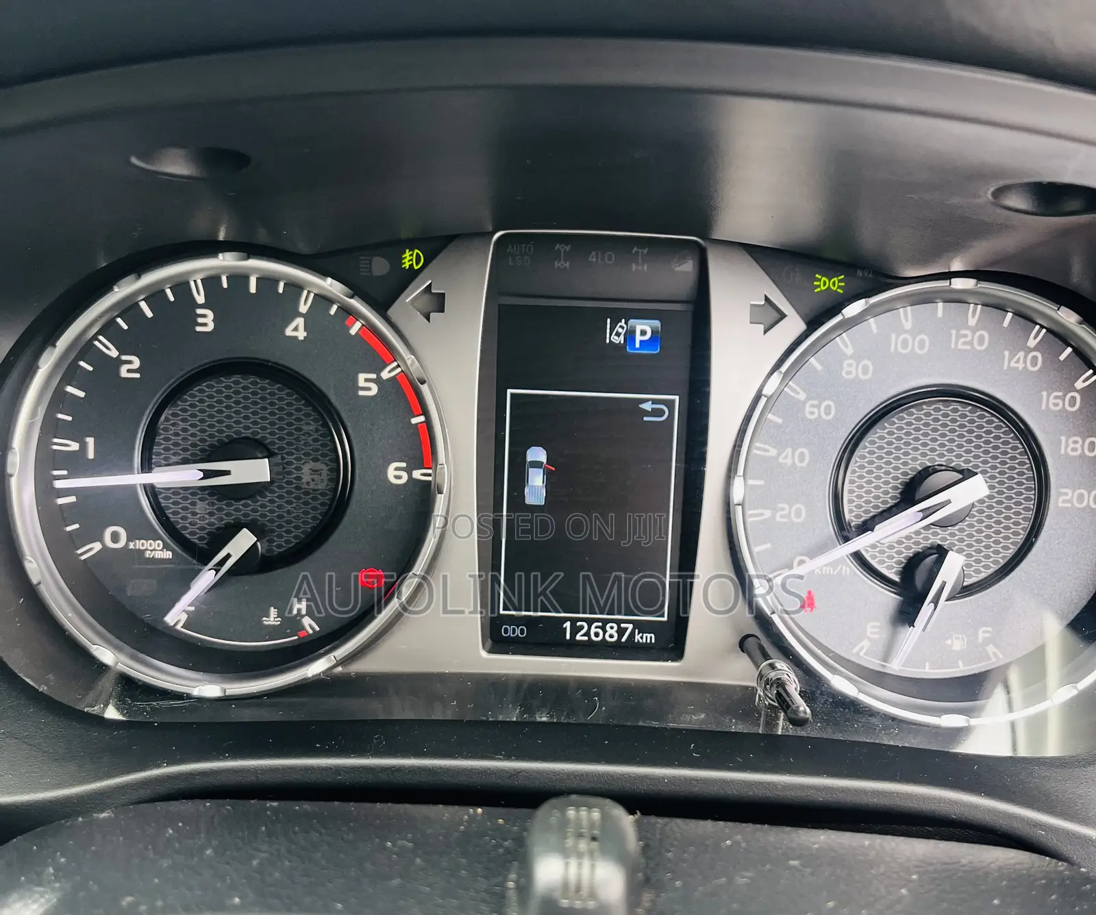 Toyota Hilux Revo Double Cab Deisel 2.4 AWD 2021 Green