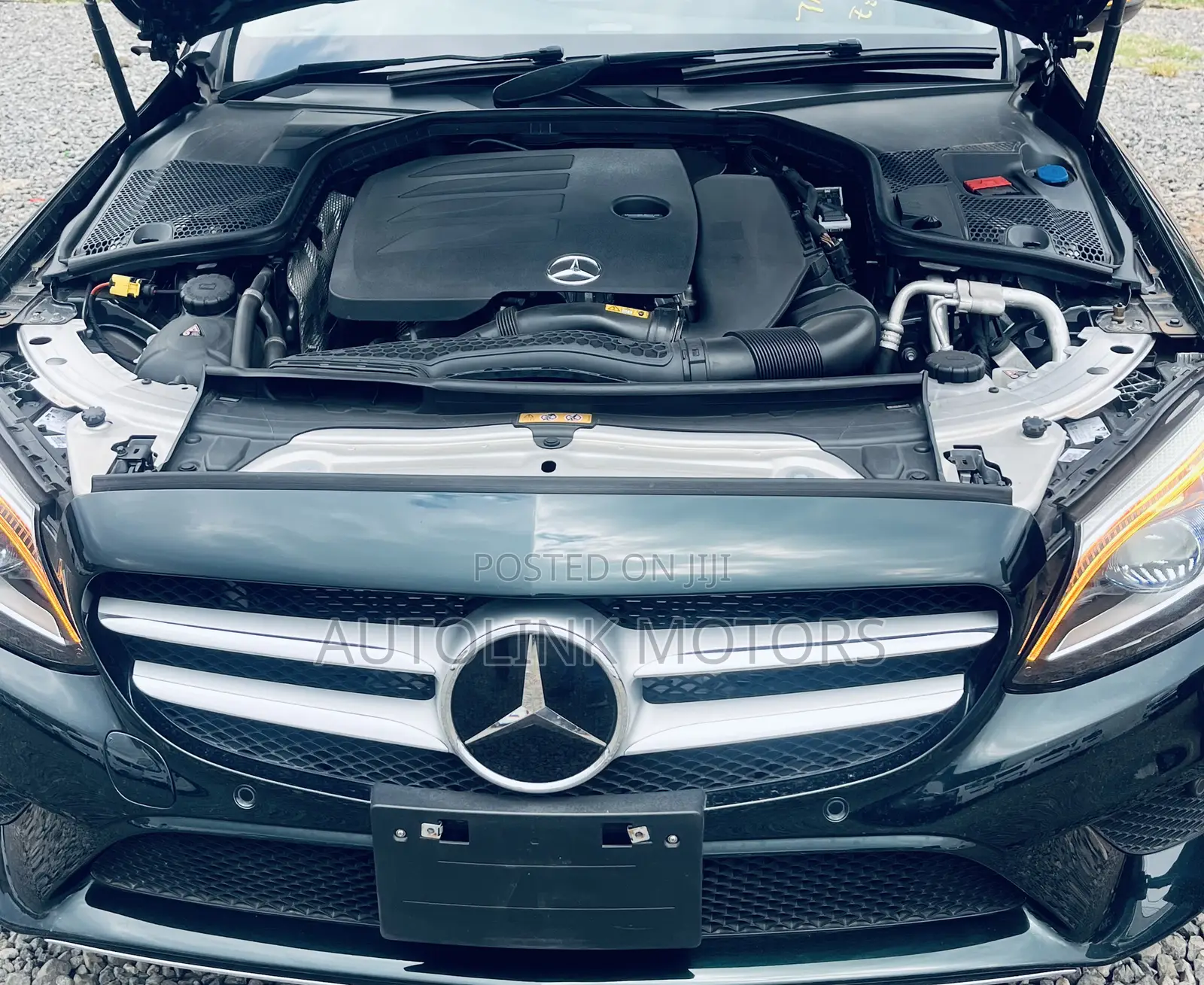 Mercedes-Benz C200 2019 Green