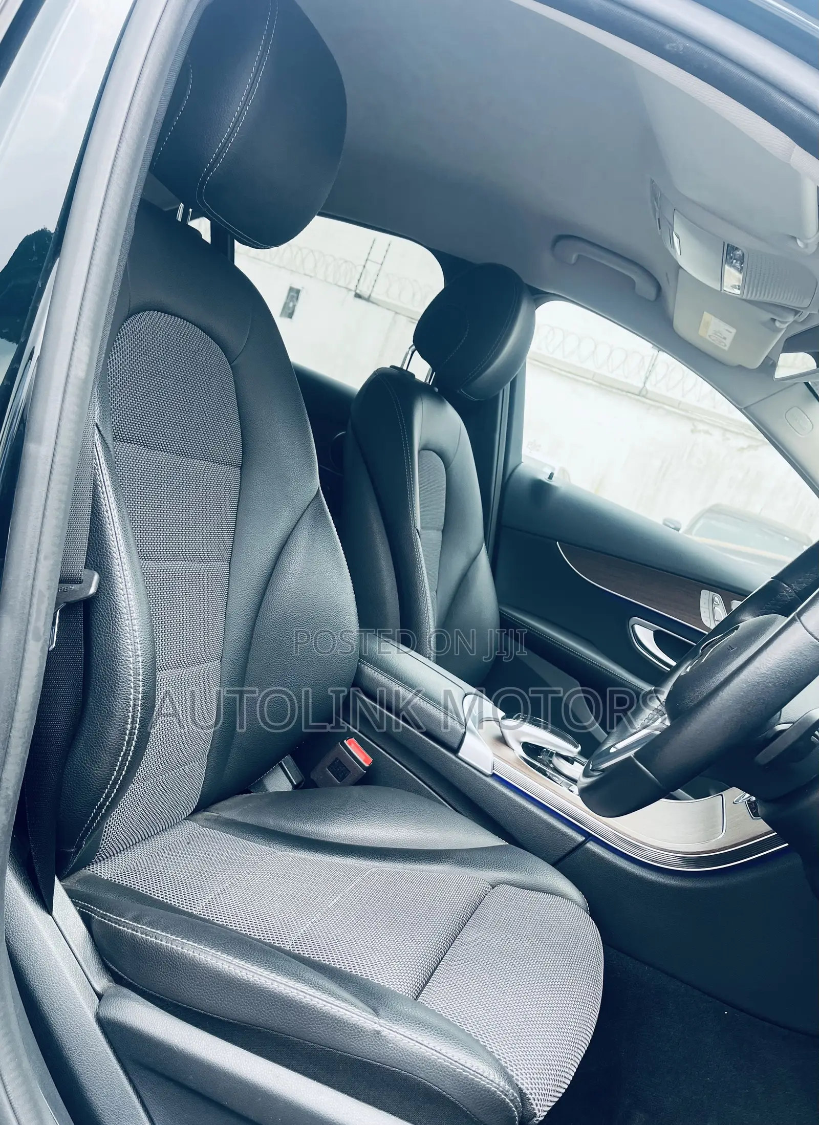 Mercedes-Benz C200 2019 Green