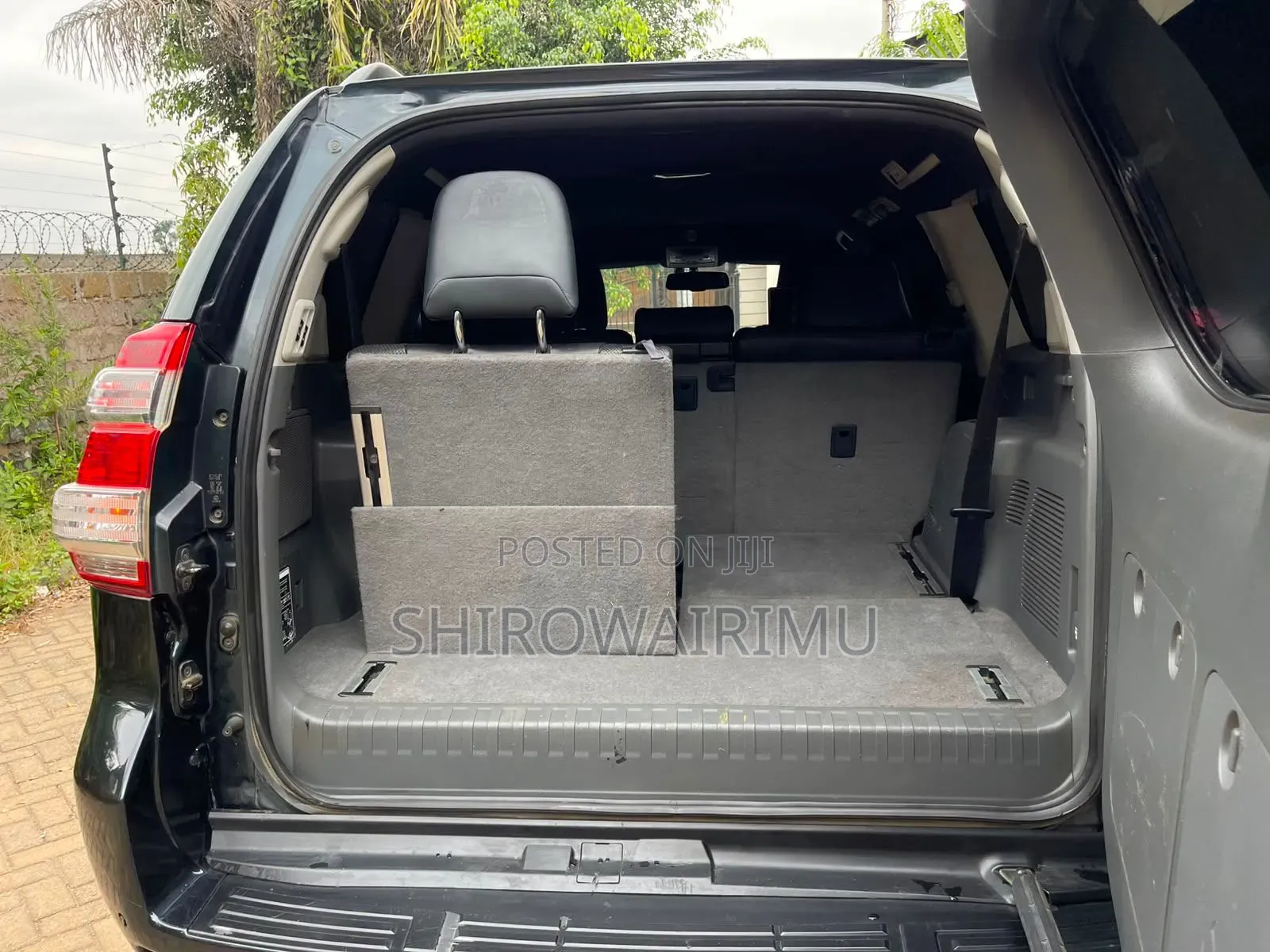Toyota Land Cruiser Prado 2011 Matt Black