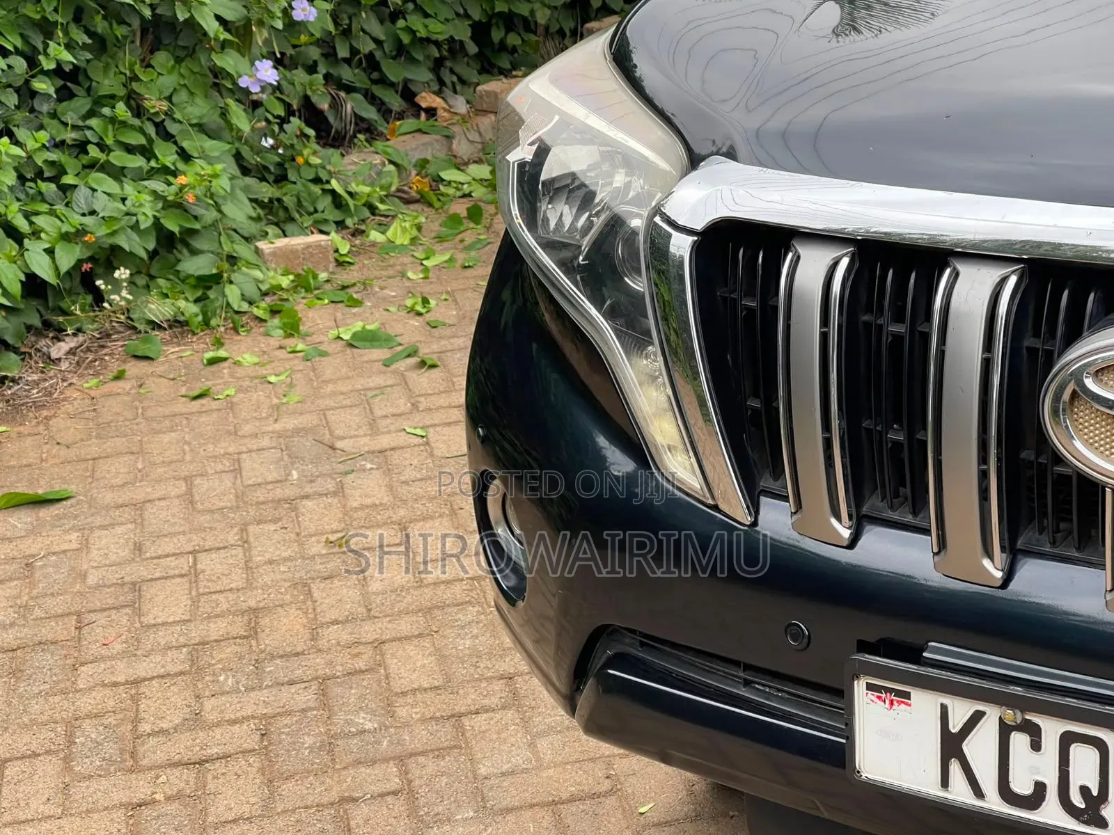 Toyota Land Cruiser Prado 2011 Matt Black